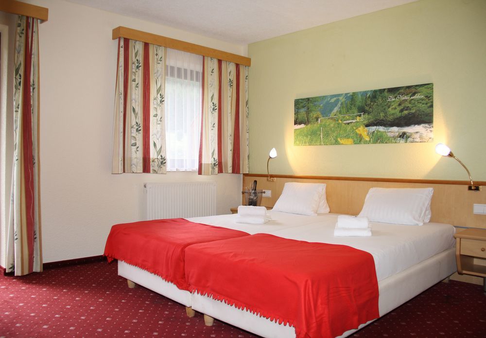 Hotel Wiesenhof Мидерс Екстериор снимка
