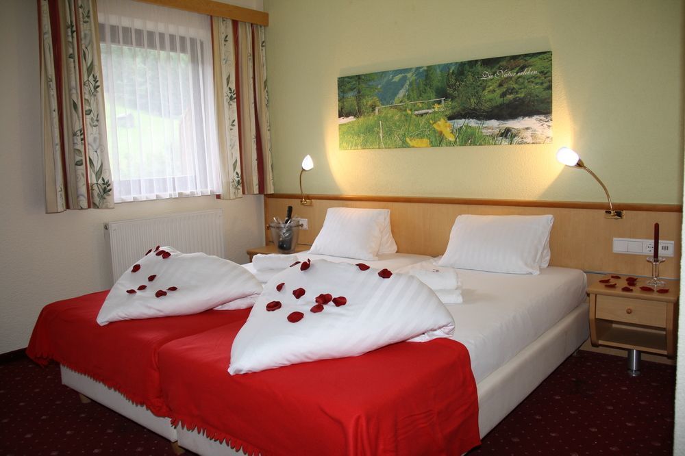 Hotel Wiesenhof Мидерс Екстериор снимка