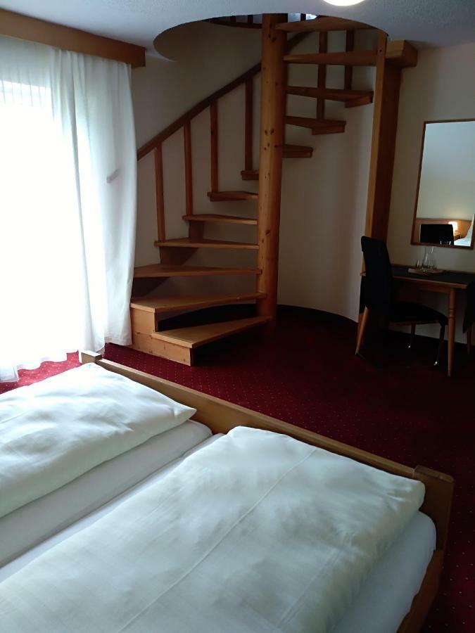 Hotel Wiesenhof Мидерс Екстериор снимка