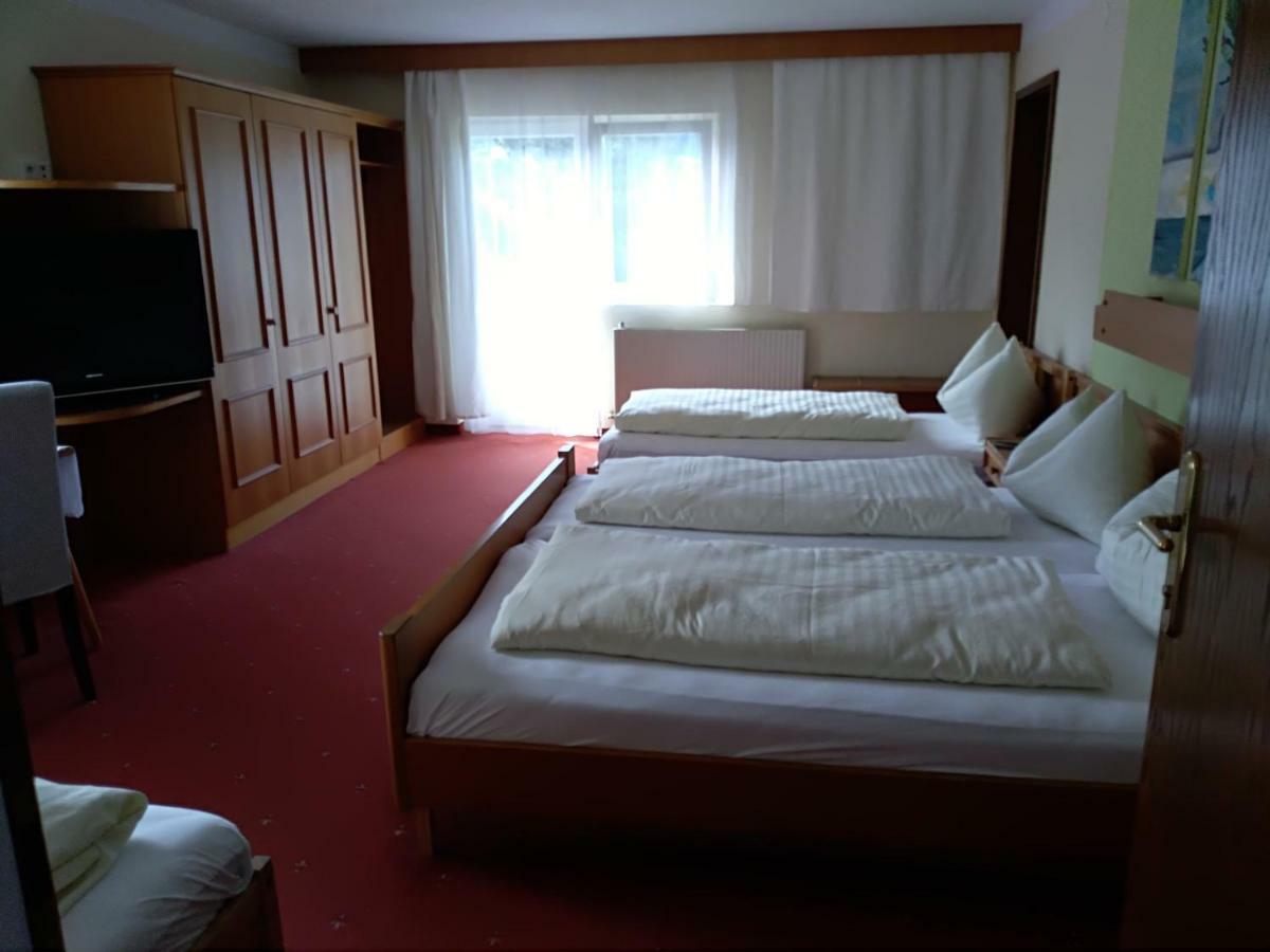 Hotel Wiesenhof Мидерс Екстериор снимка