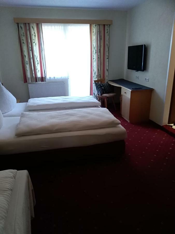 Hotel Wiesenhof Мидерс Екстериор снимка