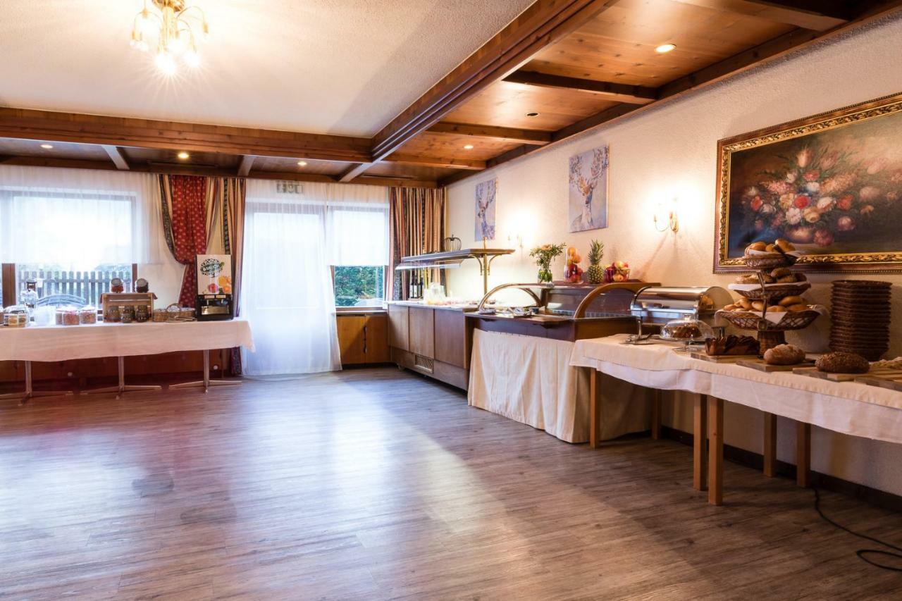Hotel Wiesenhof Мидерс Екстериор снимка